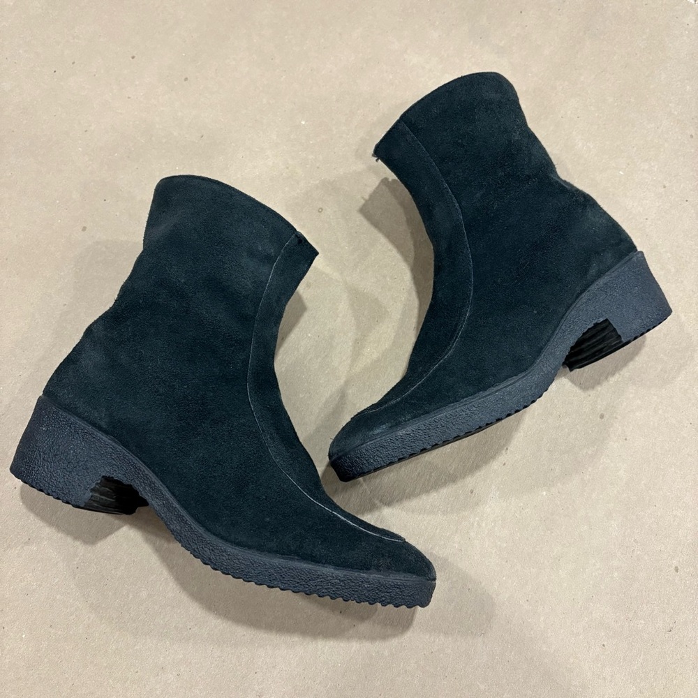Vintage Alba 55210080 Made in Hungary Suede Black Fully Lined Boots size 7.5